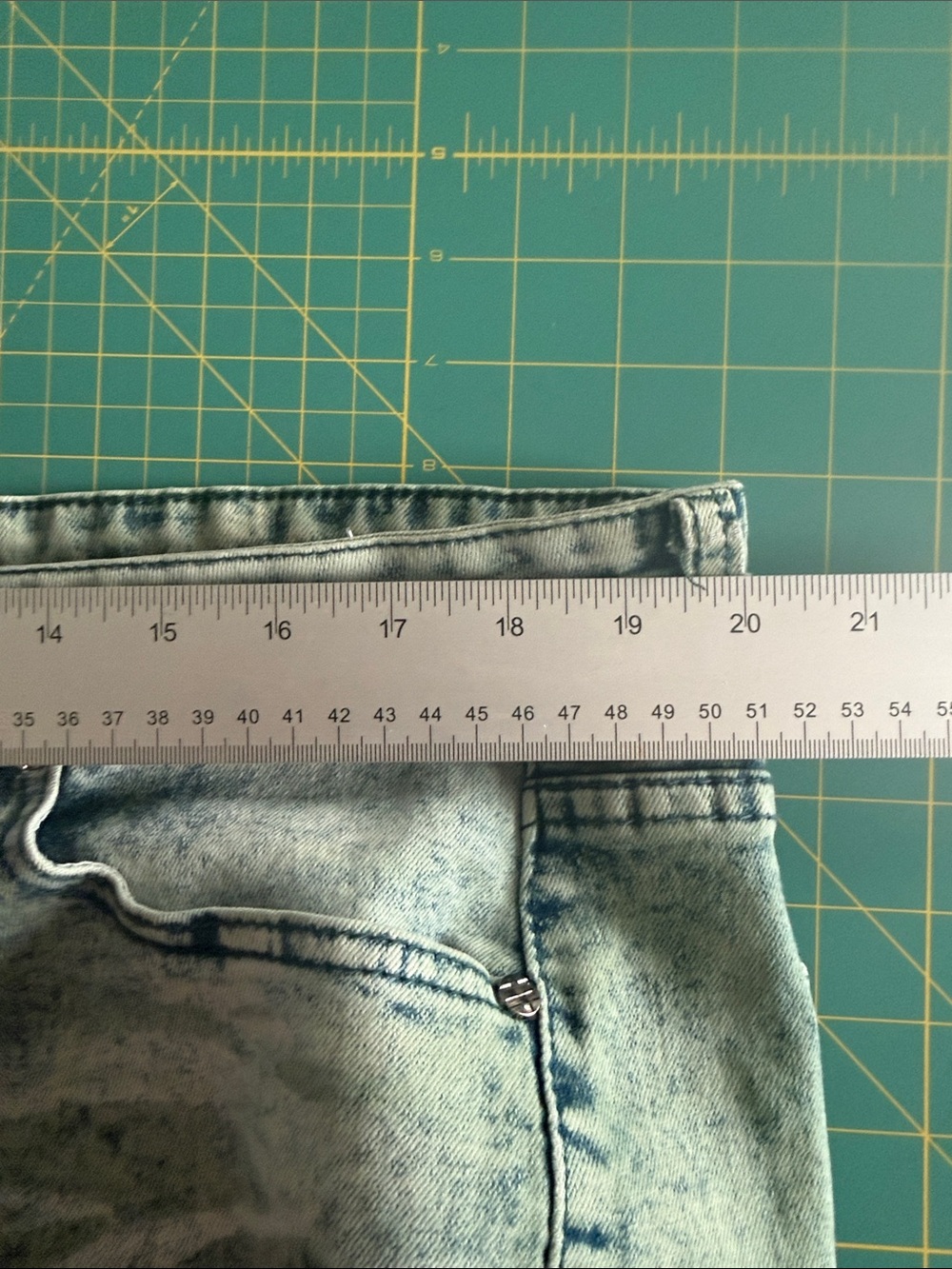 Slim Straight Acid-Wash Mint Jeans Rock Salt 40x32 - Picture 6 of 9